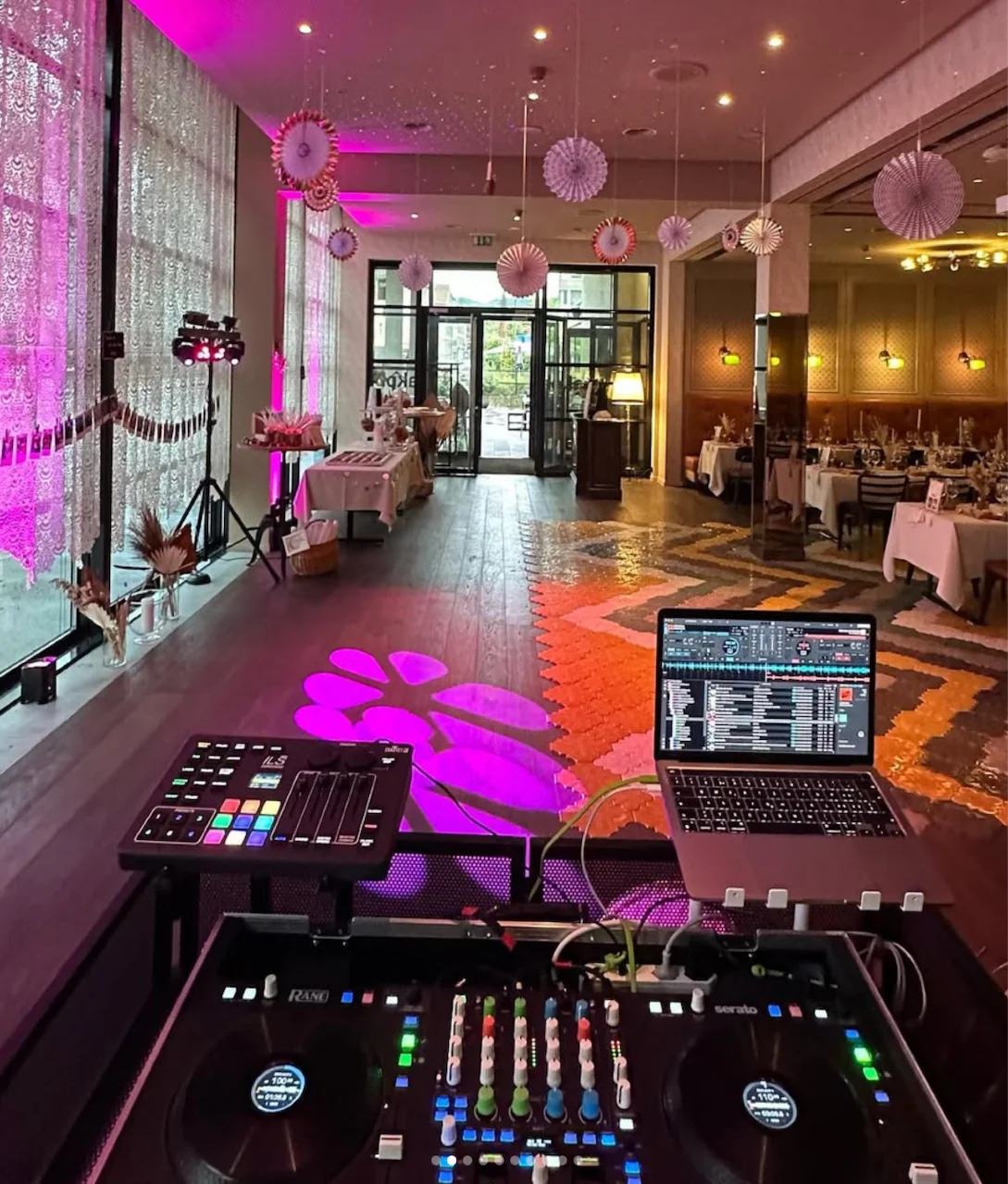 DJ-Tomahawk-Equipment