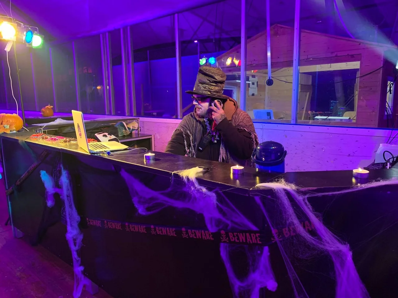 DJ Tomahawk auf der DJ-Party
