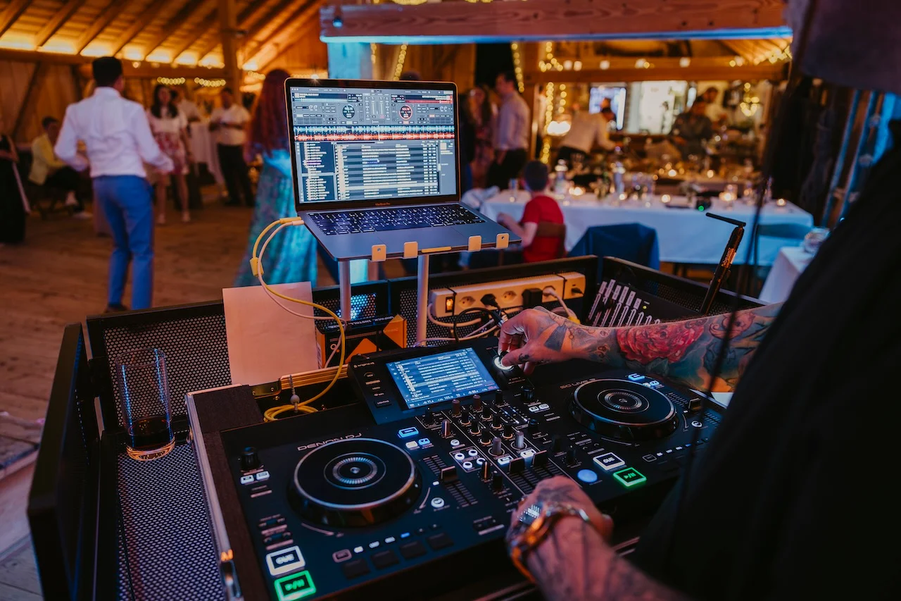 DJ Tomahawk auf der DJ-Party